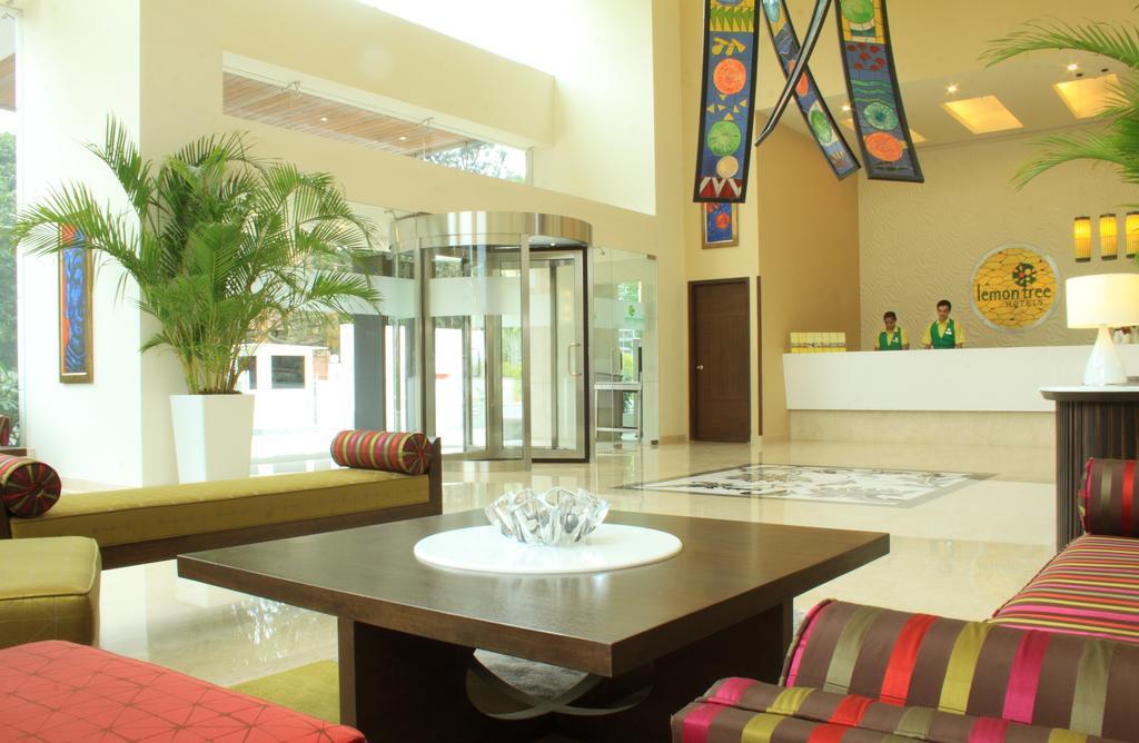 Lemon Tree Premier, Ulsoor Lake, Bengaluru Εξωτερικό φωτογραφία