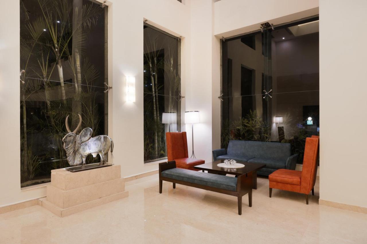 Lemon Tree Premier, Ulsoor Lake, Bengaluru Εξωτερικό φωτογραφία