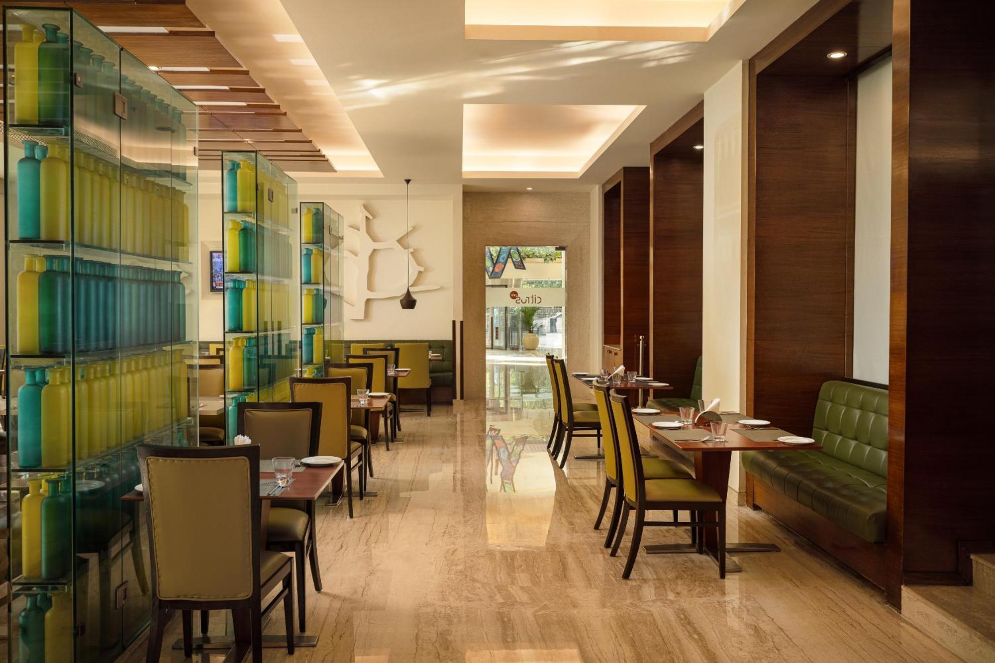 Lemon Tree Premier, Ulsoor Lake, Bengaluru Εξωτερικό φωτογραφία